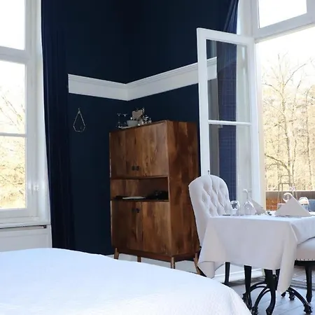 Kasteel Hoekelum Szálloda *
