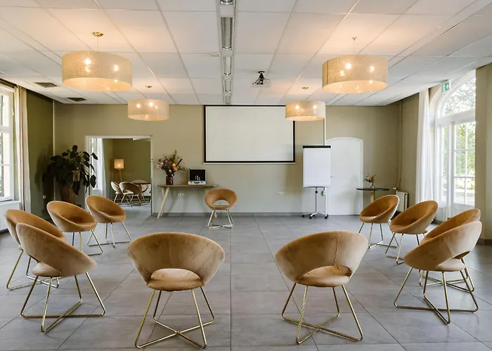 Отель Kasteel Hoekelum